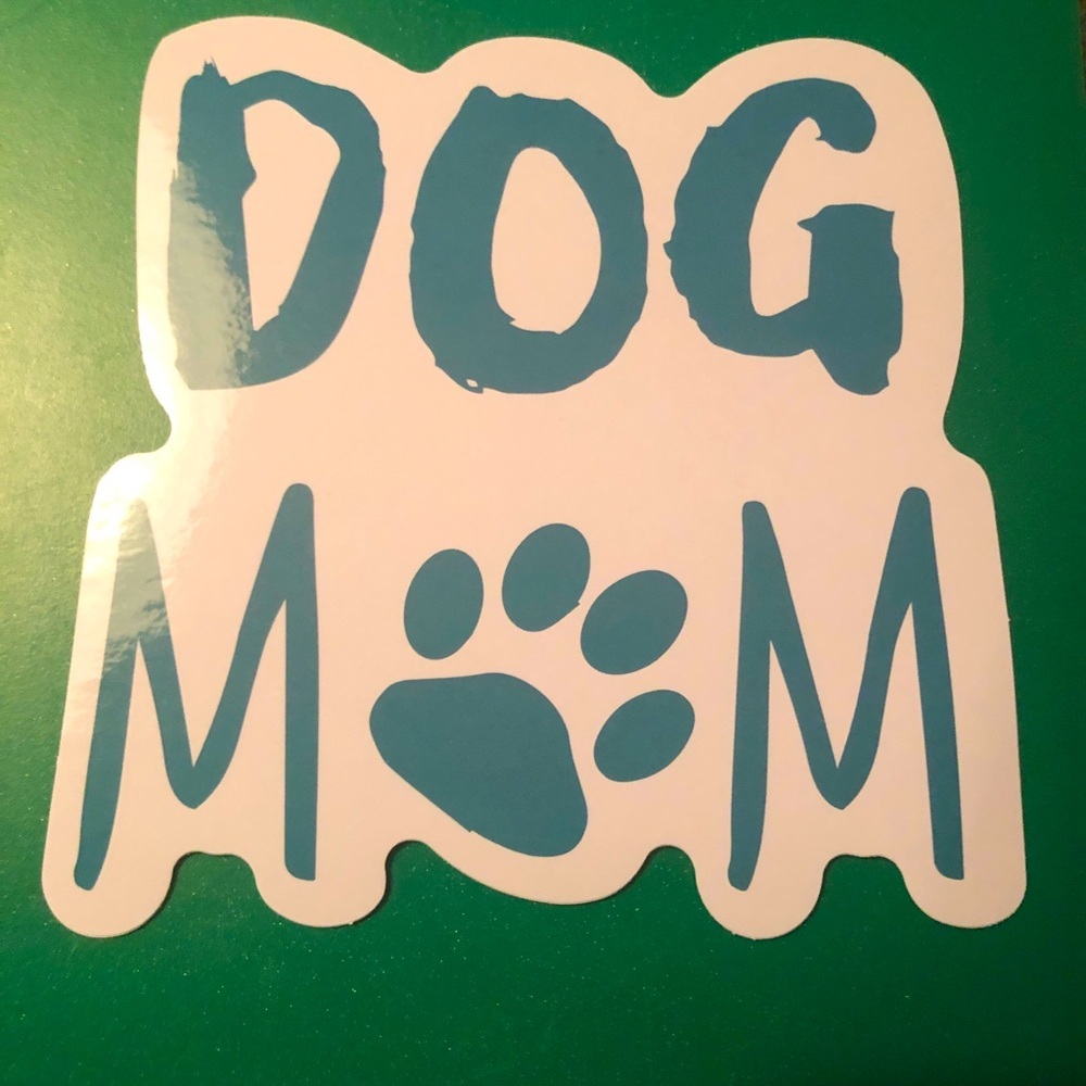 Dog Mom Paw Print Vinyl‎ 5”x 4 1/2" Decal — NEW❗️